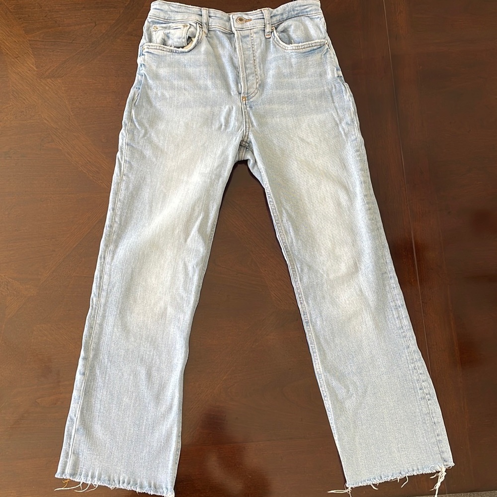 Zara | straight leg | light wash jeans